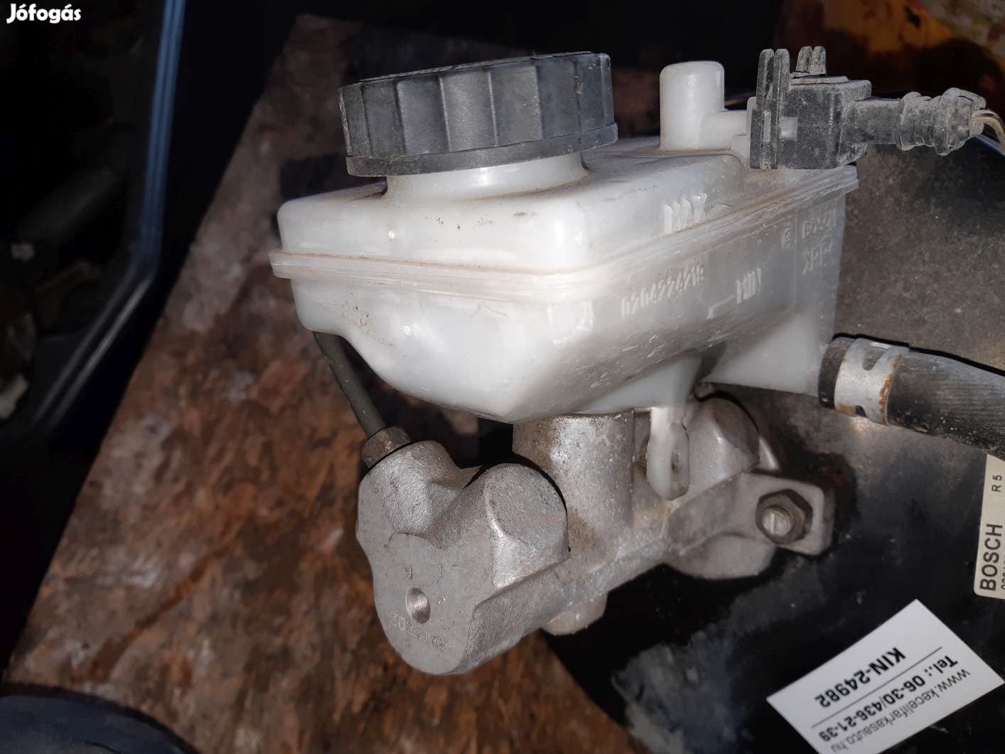 Toyota Yaris 98-05 Főfék Munkahenger Fékfolyadék Tartály