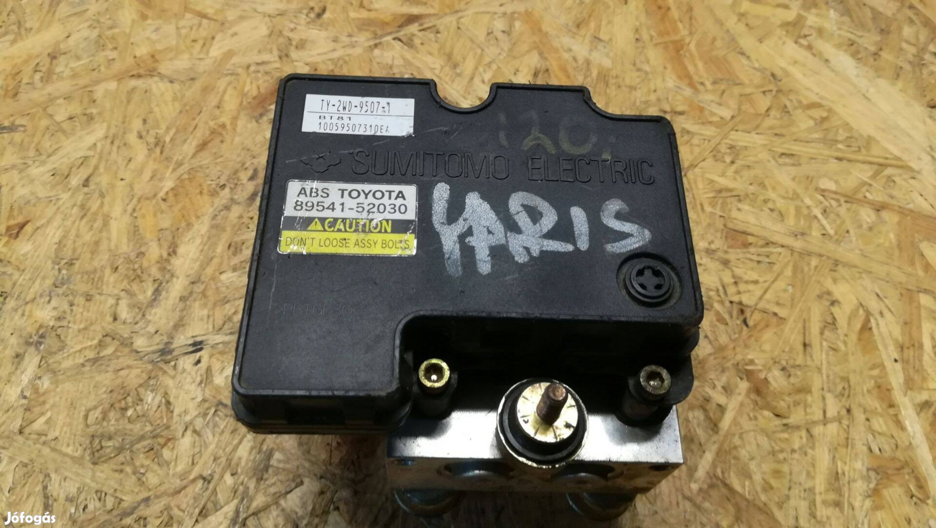 Toyota Yaris ABS kocka 89541-52030