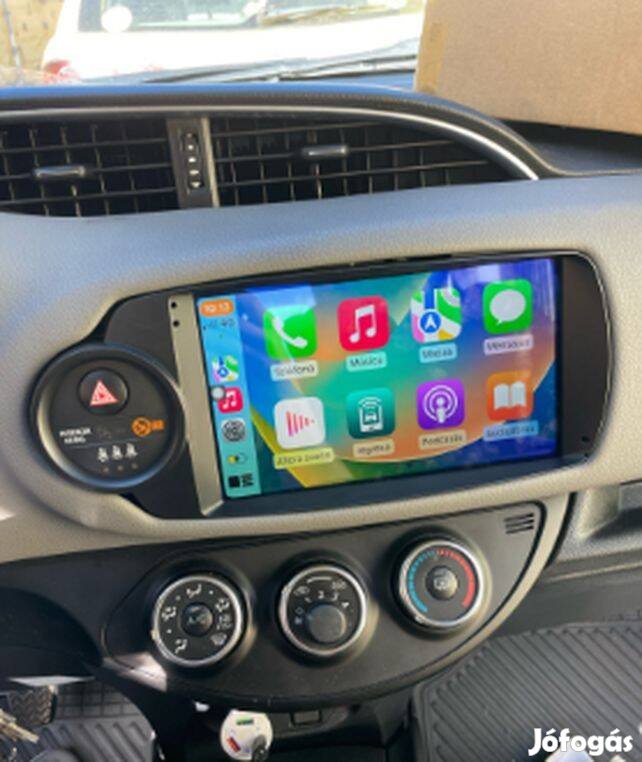 Toyota Yaris Carplay Multimédia GPS Rádió Tolatókamerával