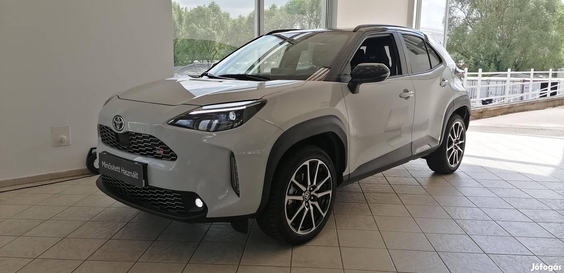 Toyota Yaris Cross 1.5 Hybrid GR Sport e-CVT MA...