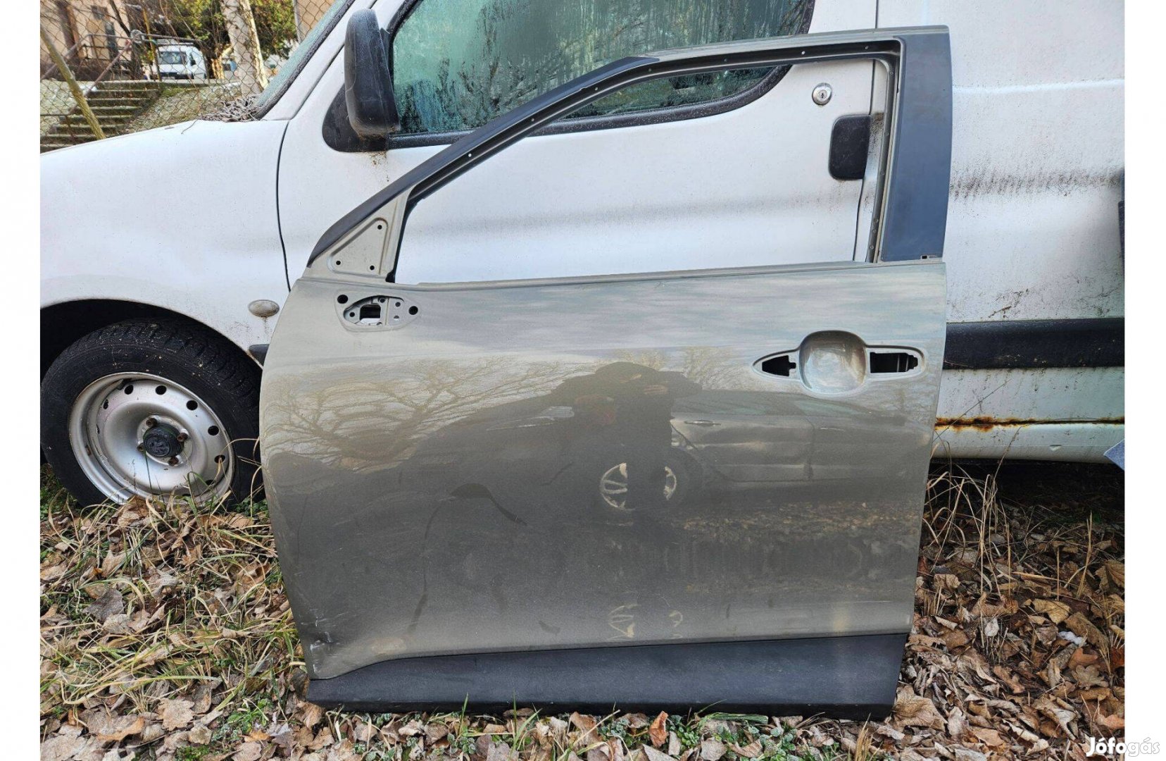 Toyota Yaris Cross bal első ajtó