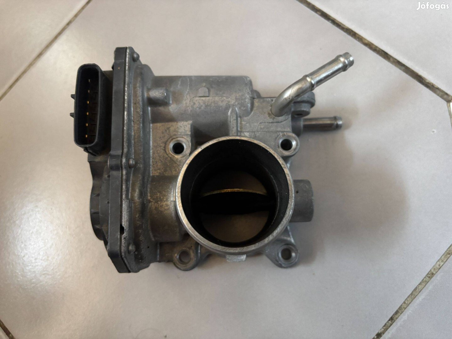 Toyota Yaris III fojtószelep 26100-0N020