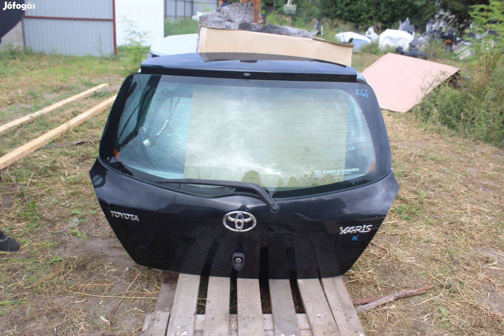 Toyota Yaris II 2006 Csomagtérajtó üresen,szélvédővel. (265)