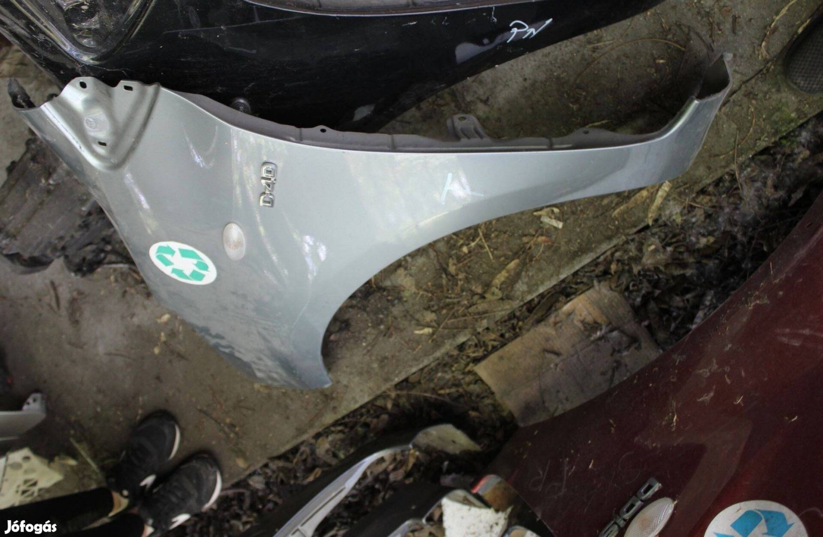 Toyota Yaris II bal első sárvédő