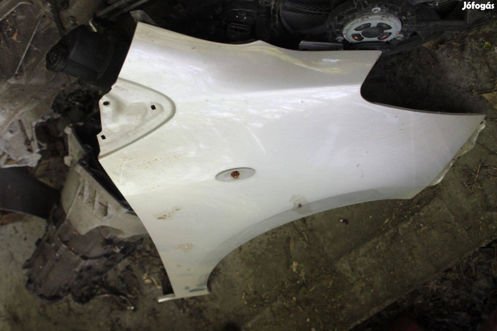 Toyota Yaris II jobb első sárvédő