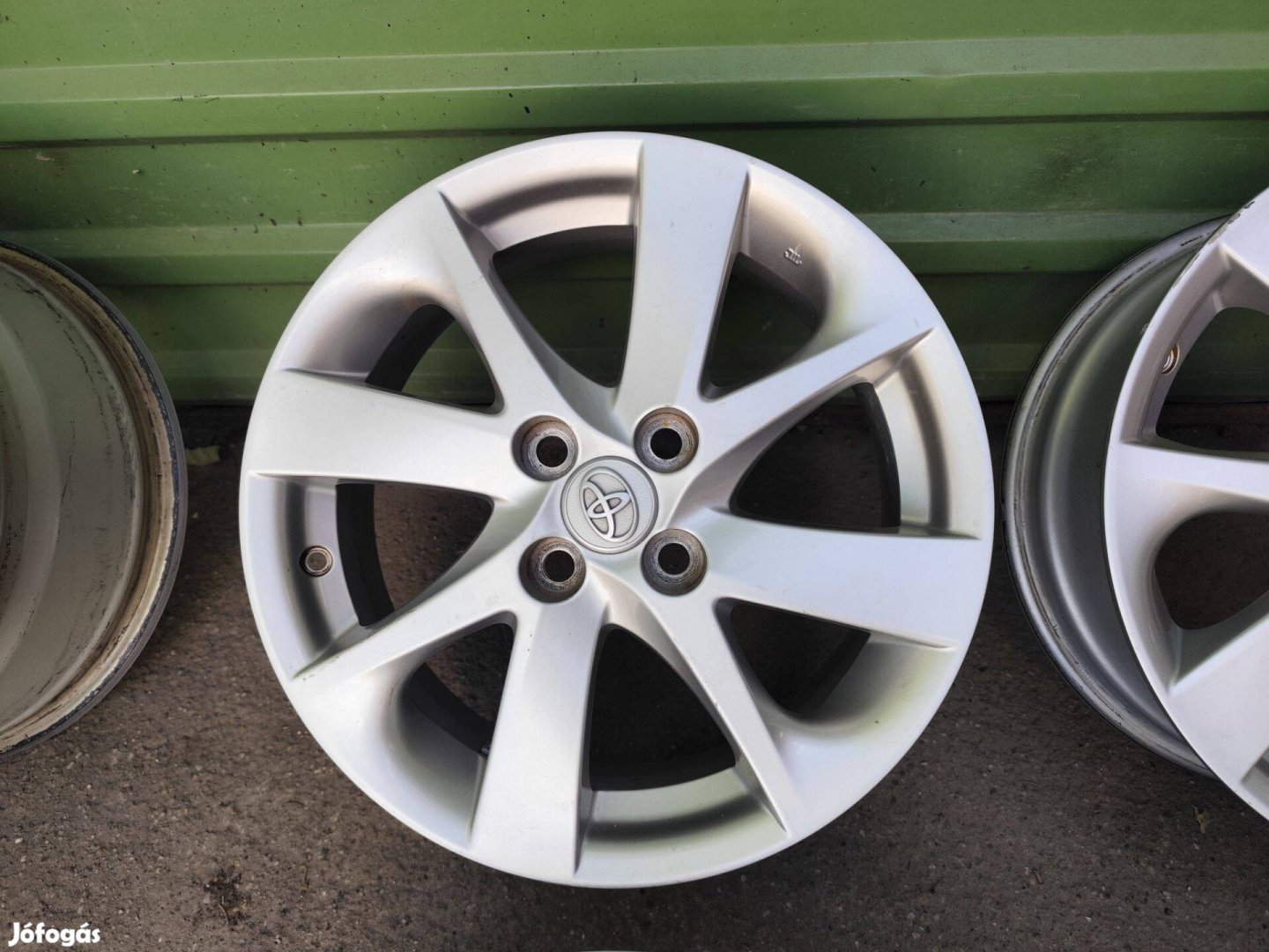 Toyota Yaris IQ gyári ritka alufelni 4x100 16"