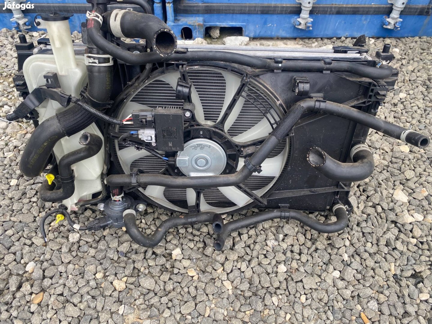 Toyota Yaris IV ,2021 hibrid hűtő szett