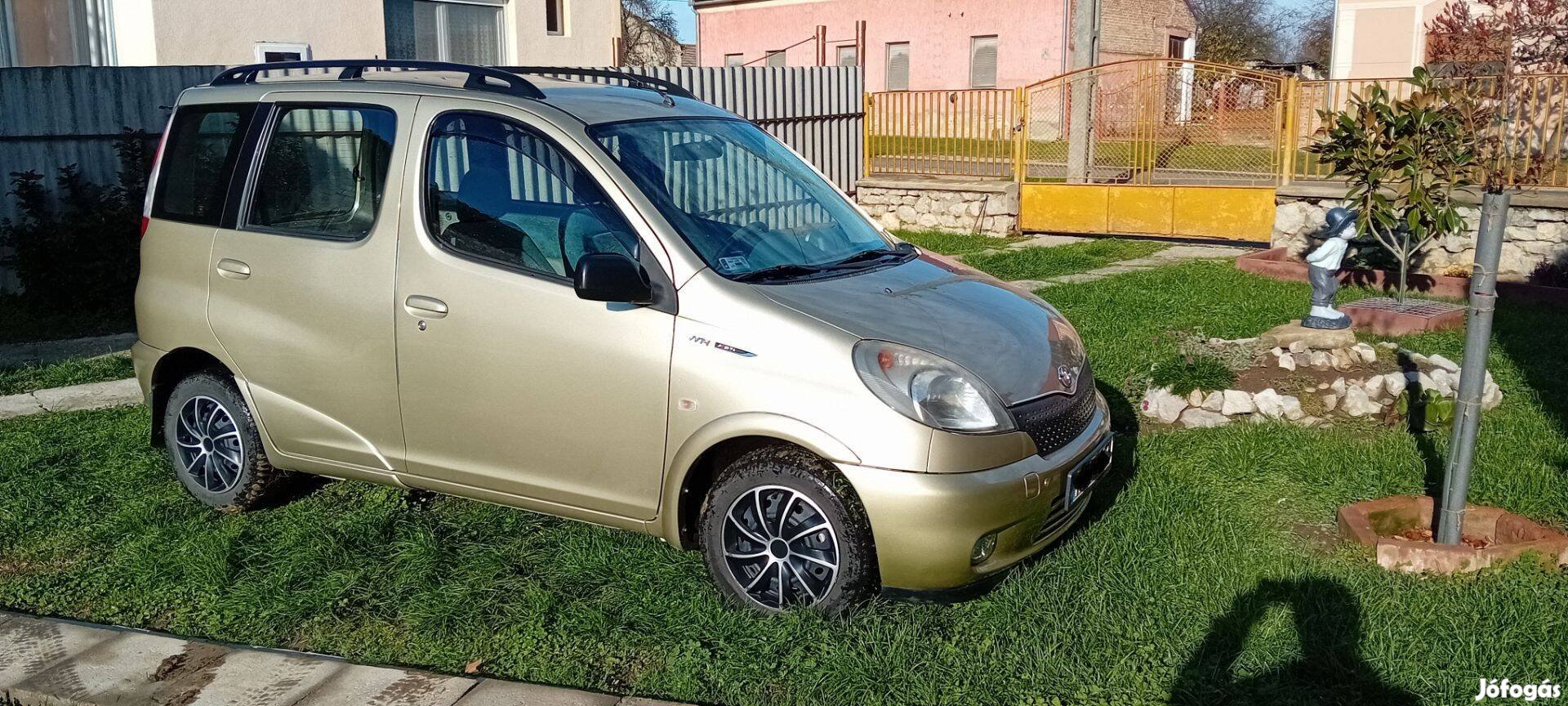 Toyota Yaris Verso 1.3 Linea Sol autó eladó extrákkal