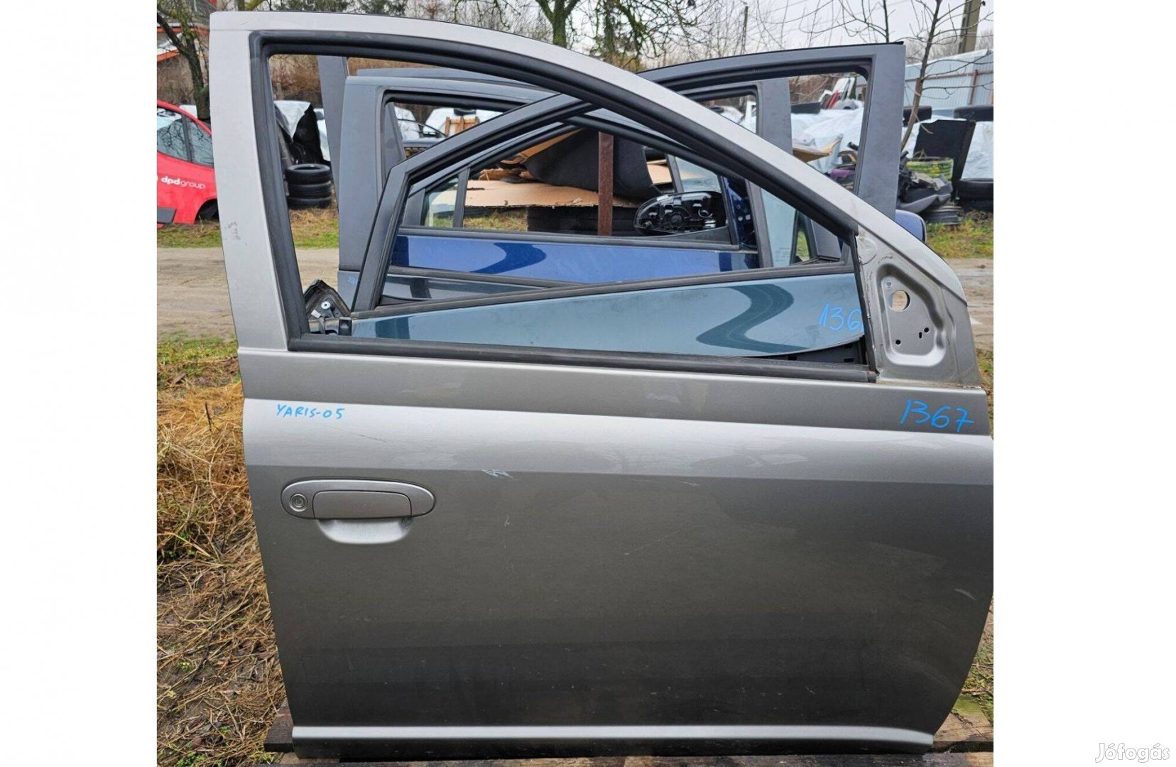 Toyota Yaris (XP10) bal első ajtó üresen(1369.)