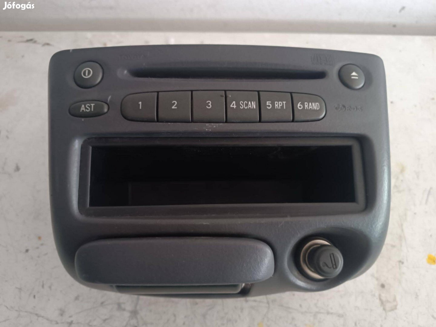 Toyota Yaris (XP10) rádió