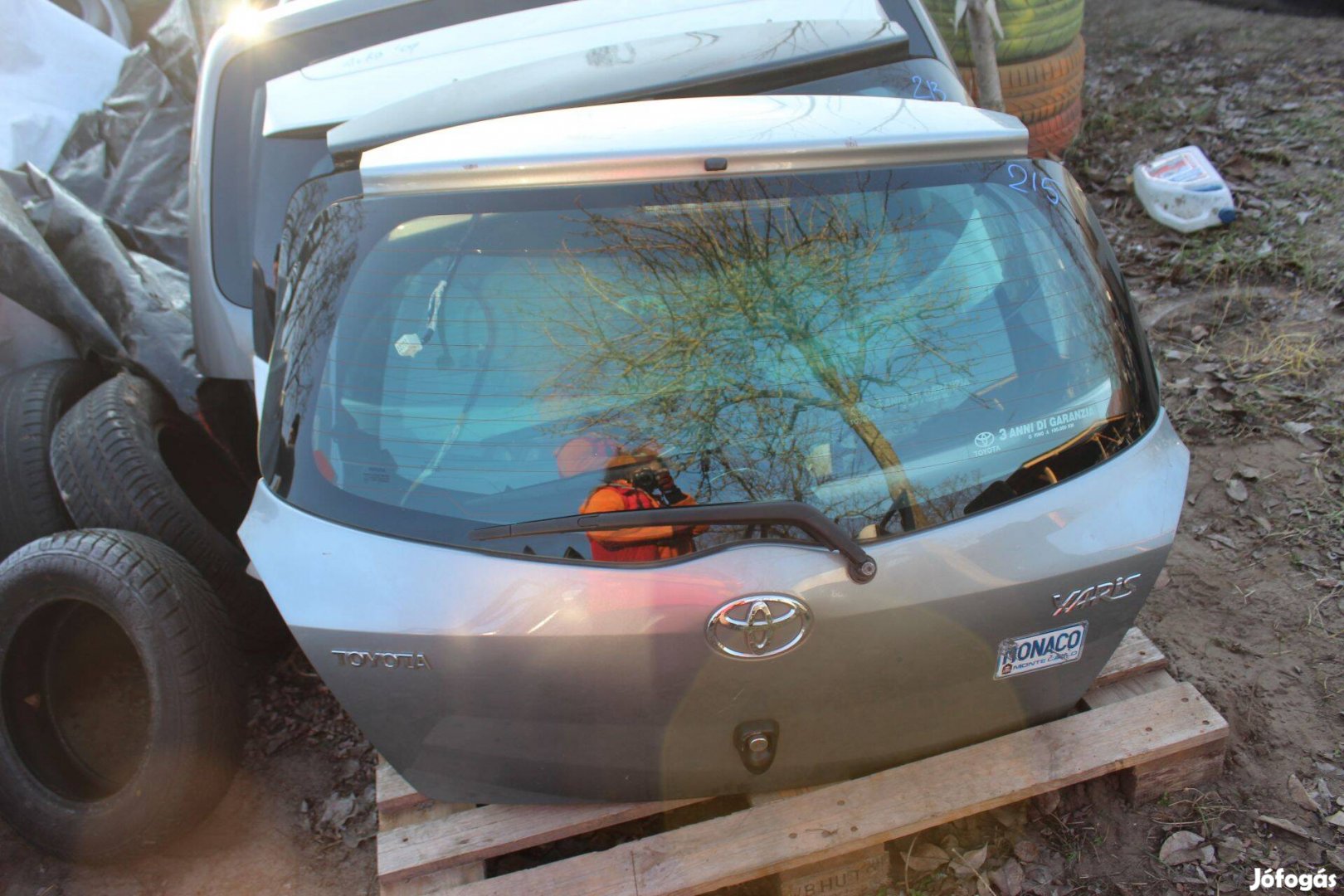 Toyota Yaris (XP90) csomagtérajtó üresen szélvédővel (215.)