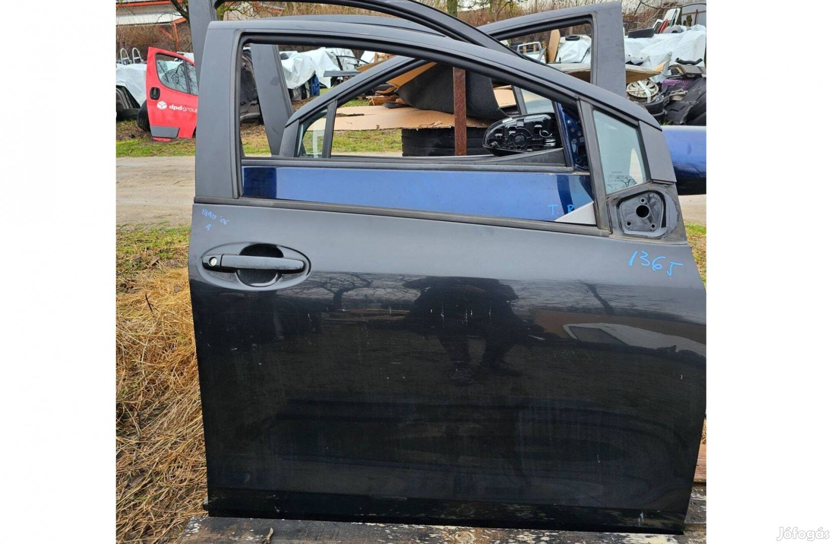 Toyota Yaris (XP90) jobb első ajtó üresen(1365.)