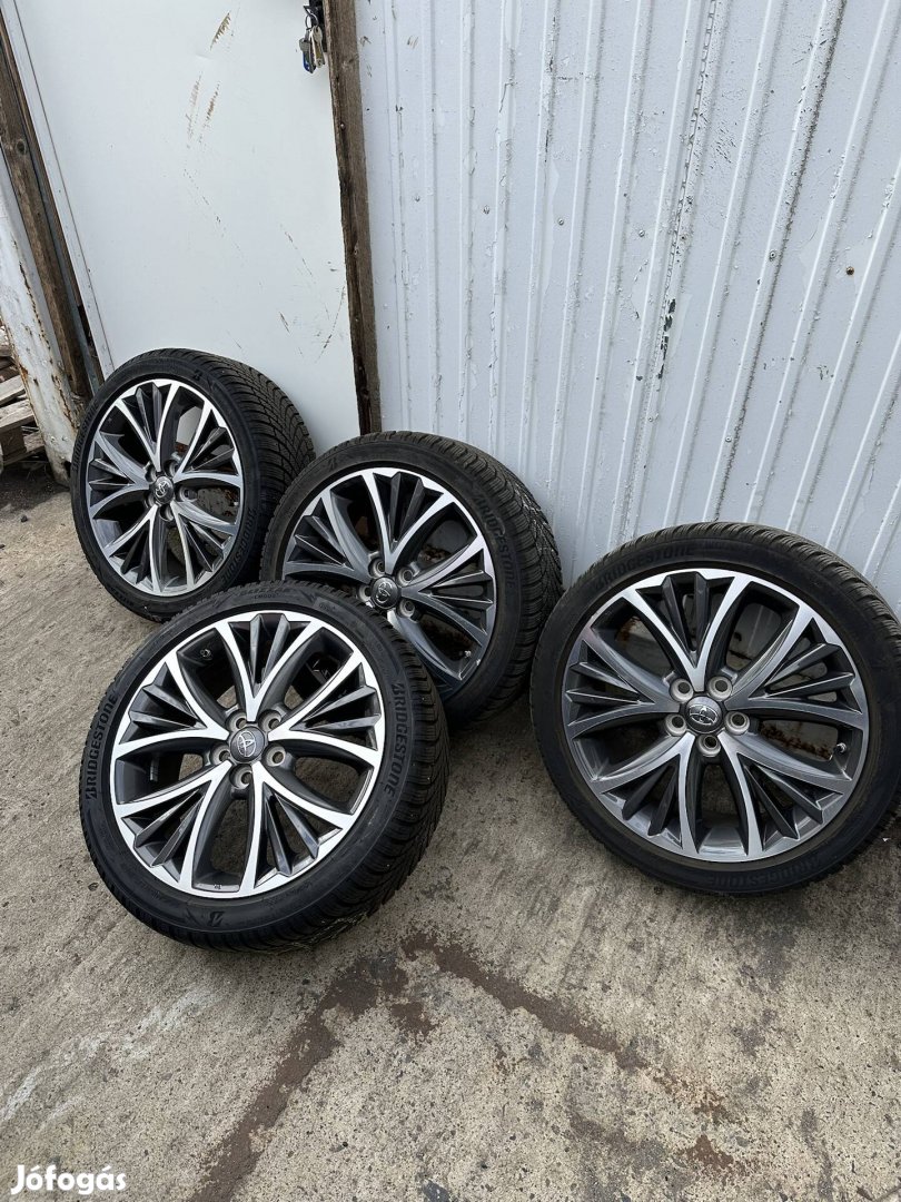 Toyota Yaris alufelni 17" Bridgestone téli gumival