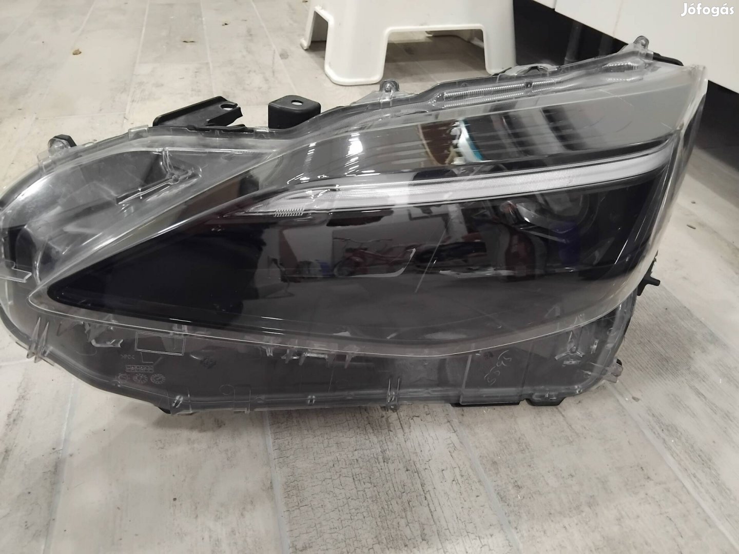 Toyota Yaris cross led fényszóró 