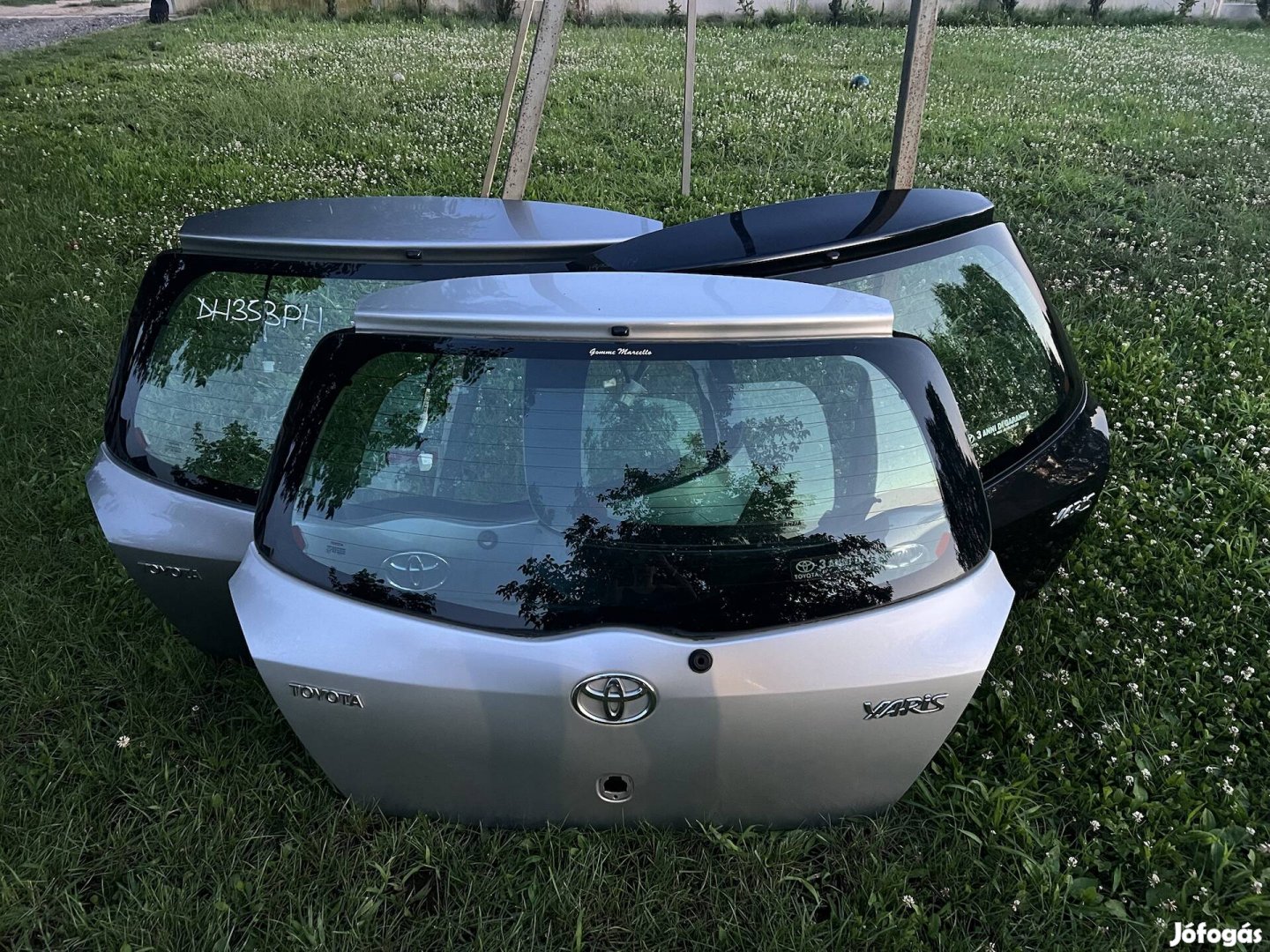 Toyota Yaris csomagtérajtó