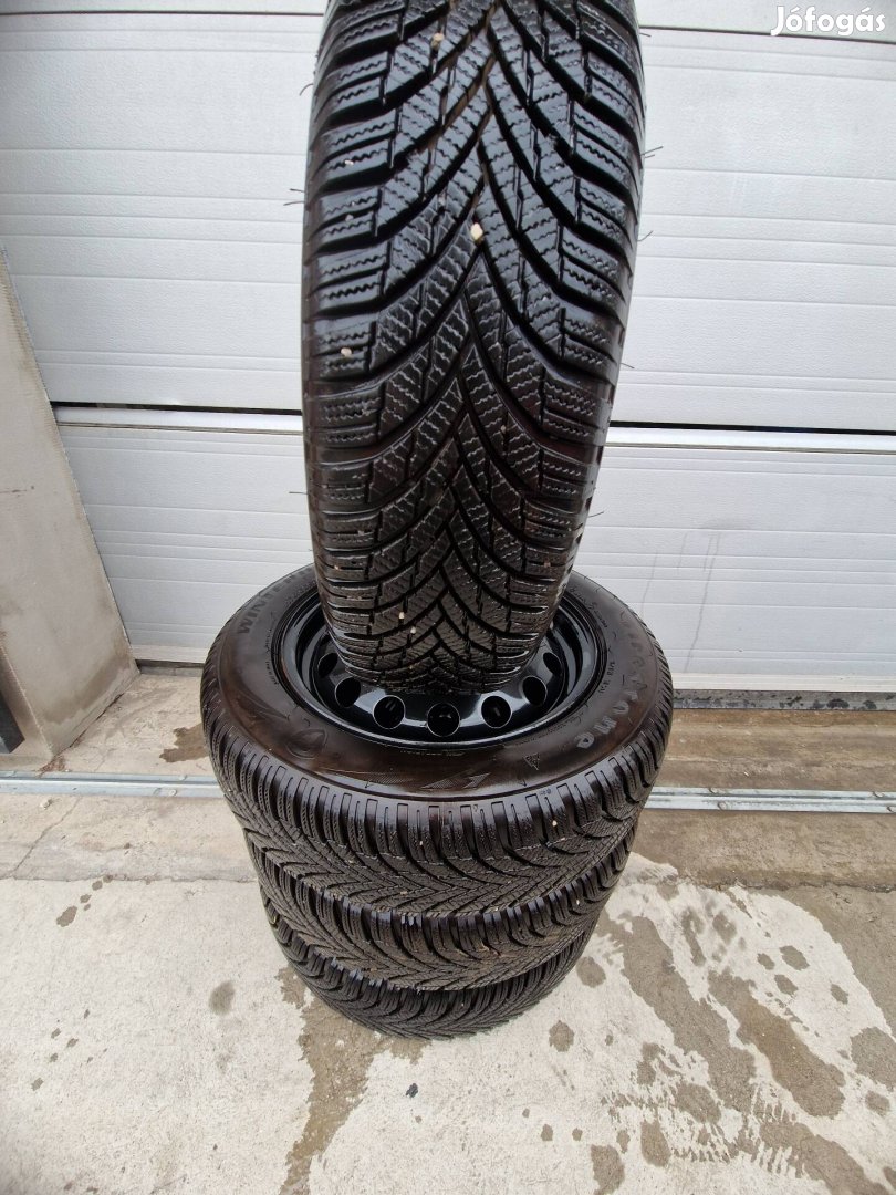 Toyota Yaris felni+ Téligumi  uj .120.000
