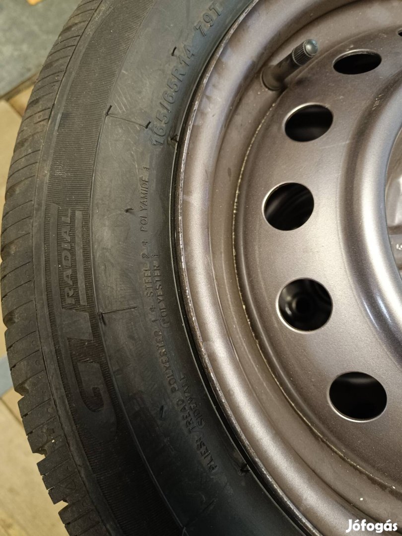 Toyota Yaris felni garnitúra eladó 
