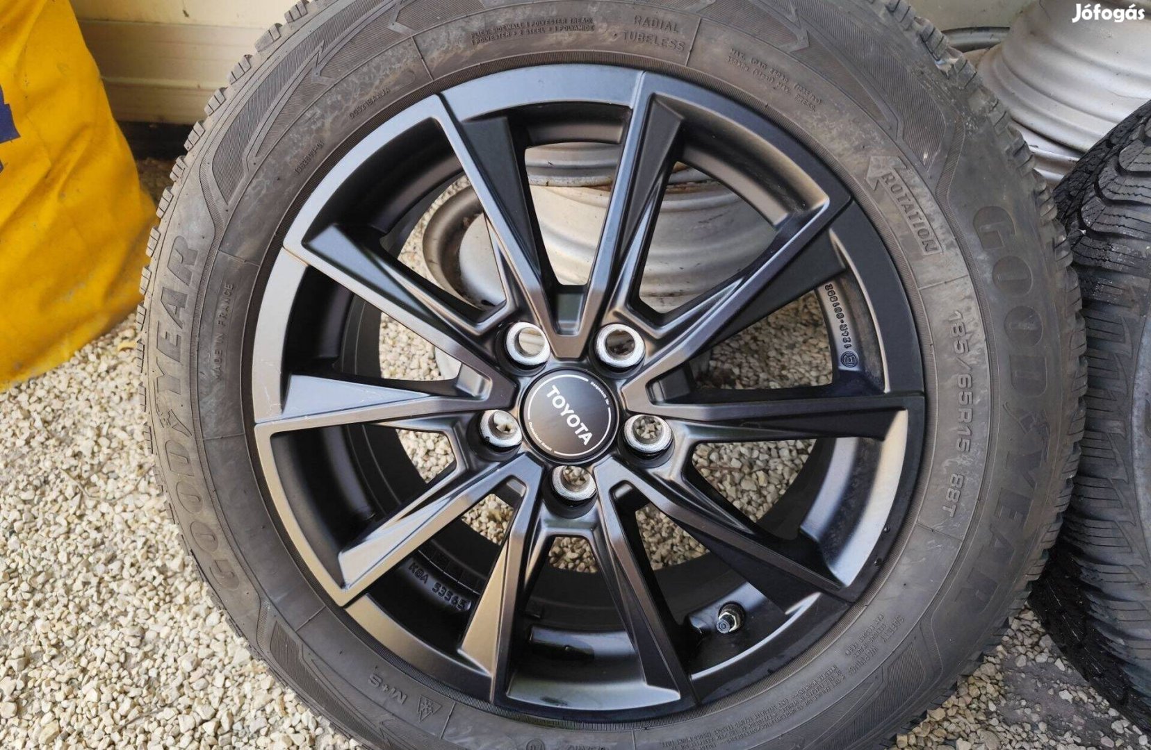 Toyota Yaris gyári alufelni 5x100 15"