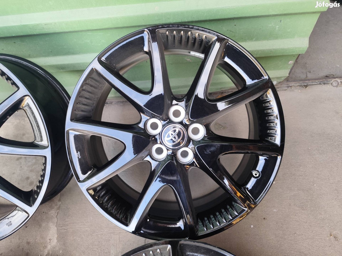 Toyota Yaris gyári alufelni 5x100 17"