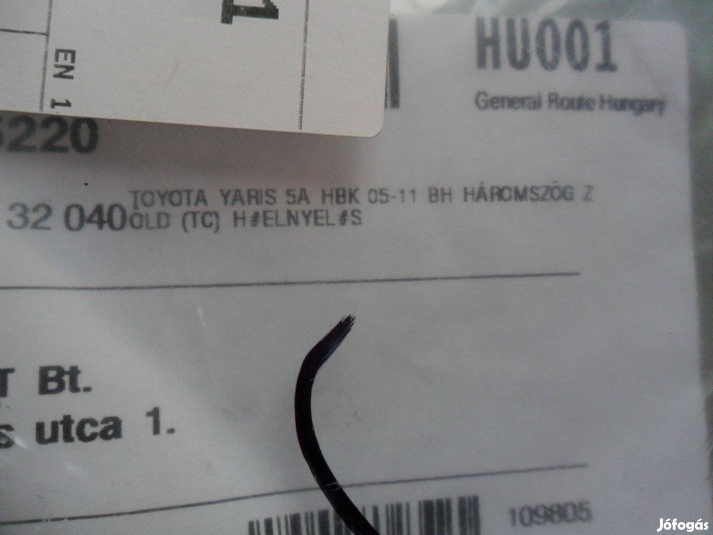 Toyota Yaris háromszög üveg