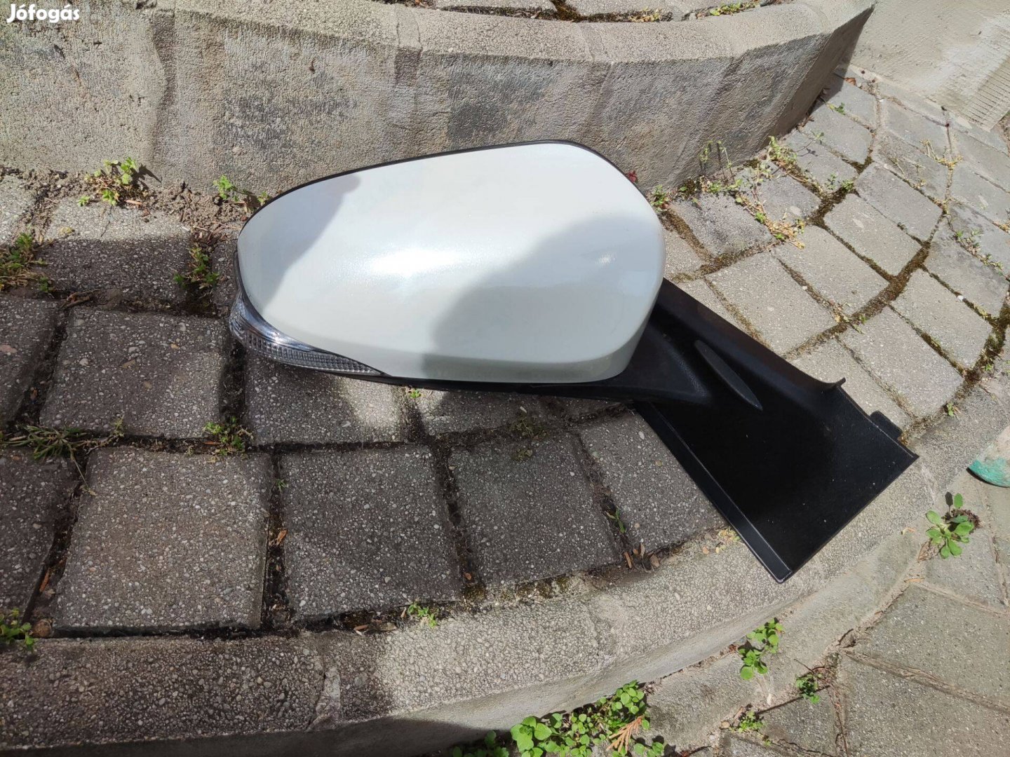 Toyota Yaris hibrid jobb oldali tükör