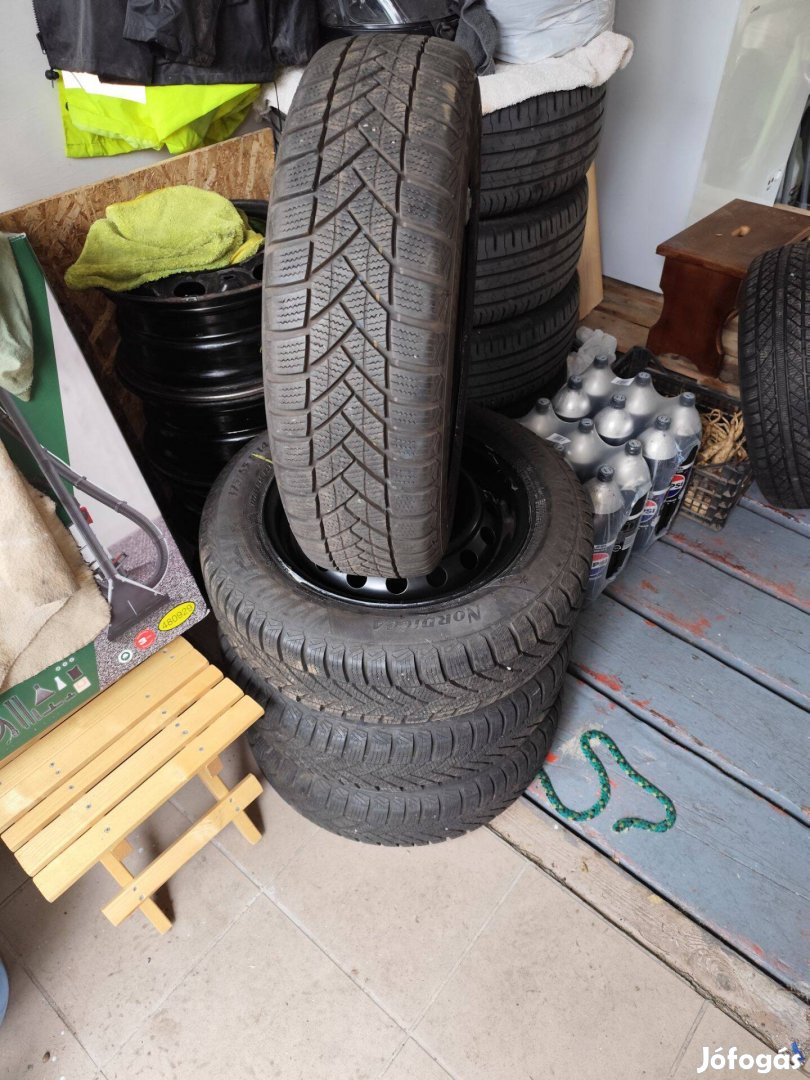 Toyota Yaris komplett kerék szett