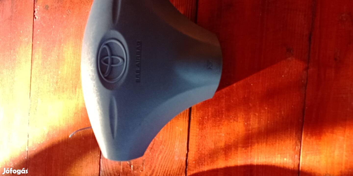 Toyota Yaris kormány légzsák 