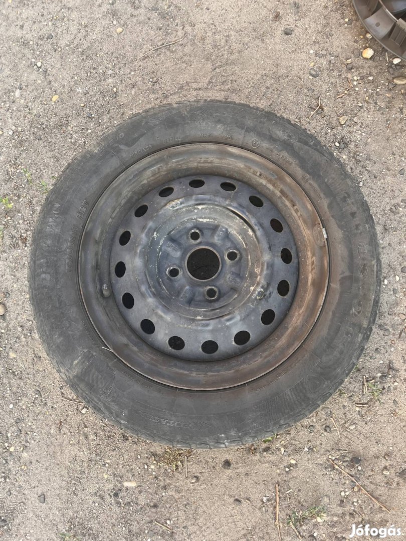 Toyota Yaris lemez felni