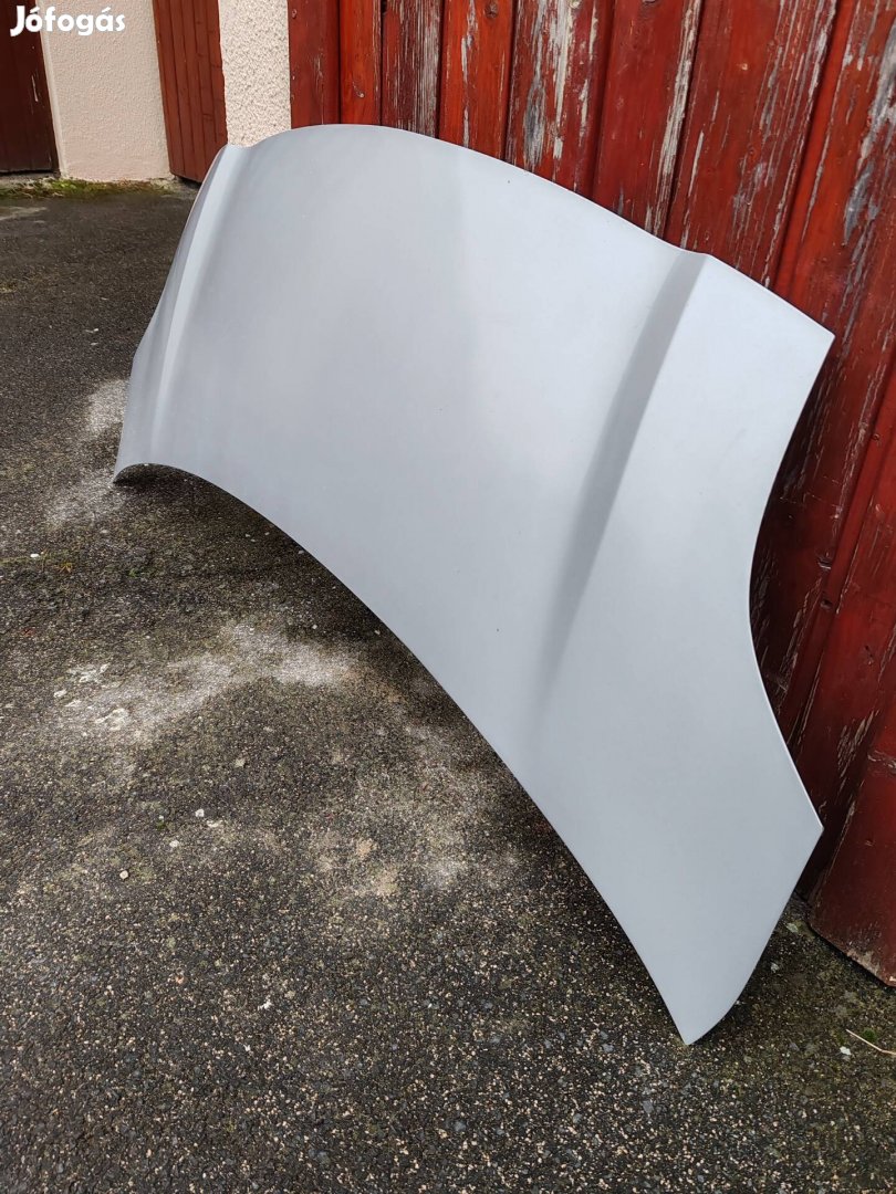 Toyota Yaris ll-es motorháztető 