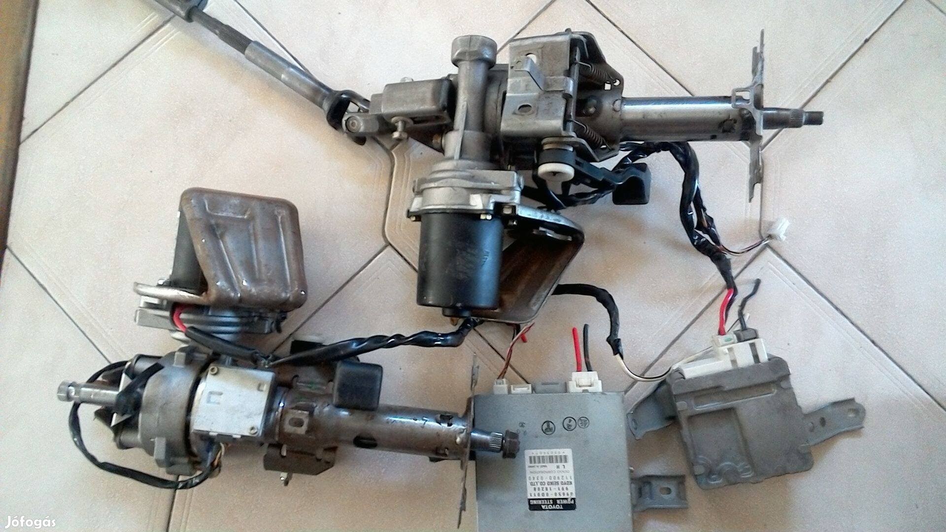 Toyota Yaris szervókormány motor, elektronika 2001-6 Budán