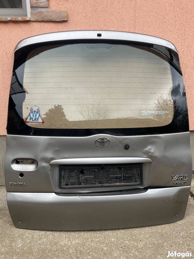 Toyota Yaris verso csomagtér ajtó