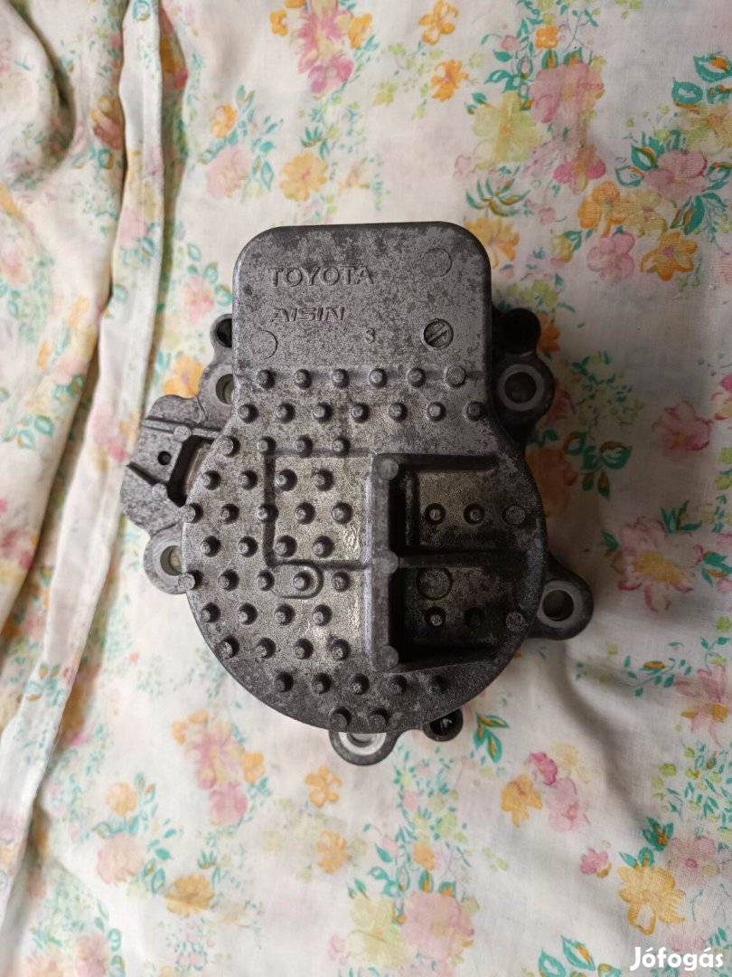 Toyota / Lexus elektromos vízpumpa használt állapotban