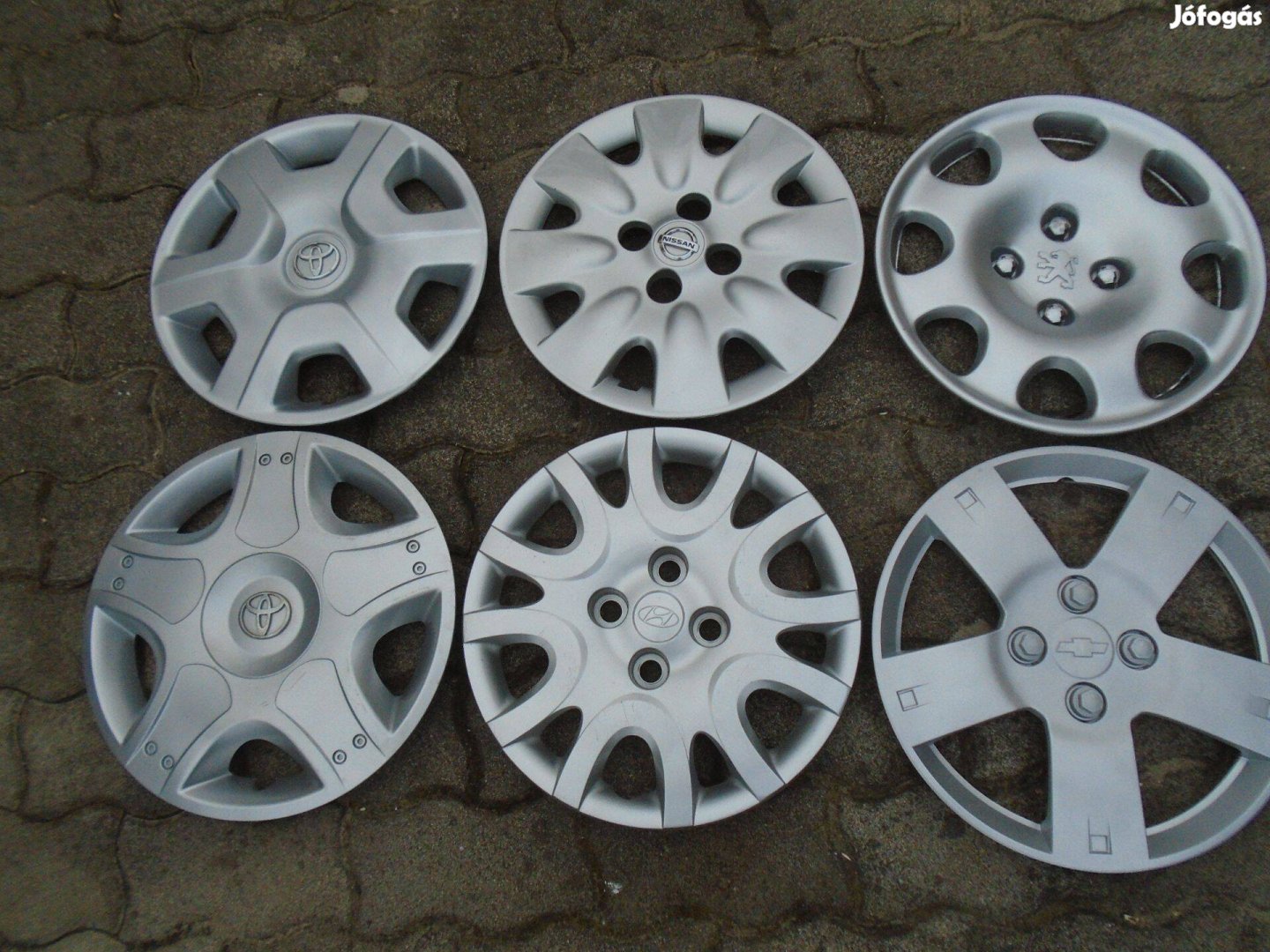 Toyota / Peugeot / Hyundai / Nissan / Chevrolet dísztárcsák 14 coll