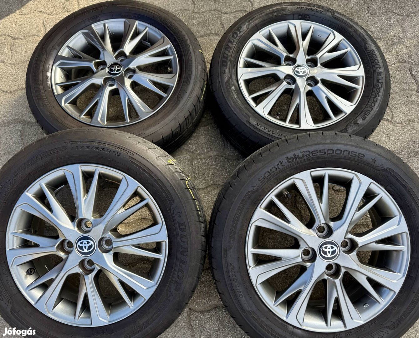 Toyota alufelni 15" Nyári gumi 2022! Aygo Yaris alufelni 15"