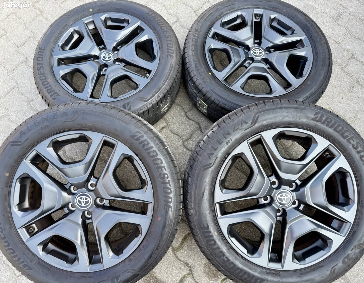 Toyota alufelni 19 Nyári gumi Bz4x Highlander lexus Rav4