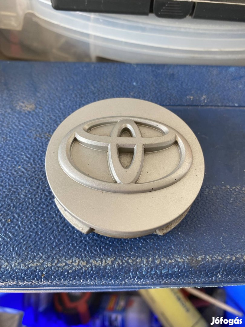Toyota alufelni kupak közép 