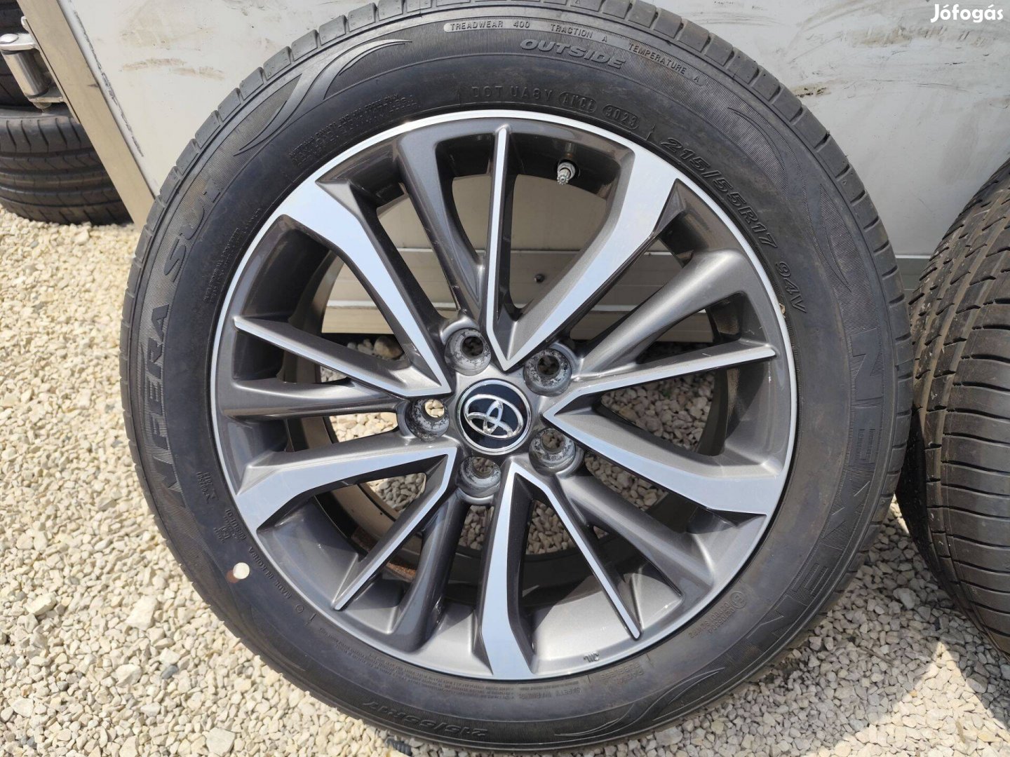Toyota avensis Yaris Cross gyári alufelni 5x114,3 17"