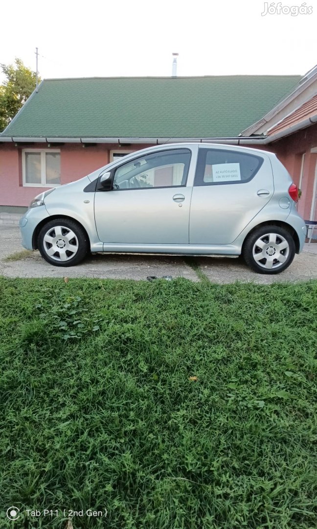 Toyota aygo friss műszakival eladó. 
