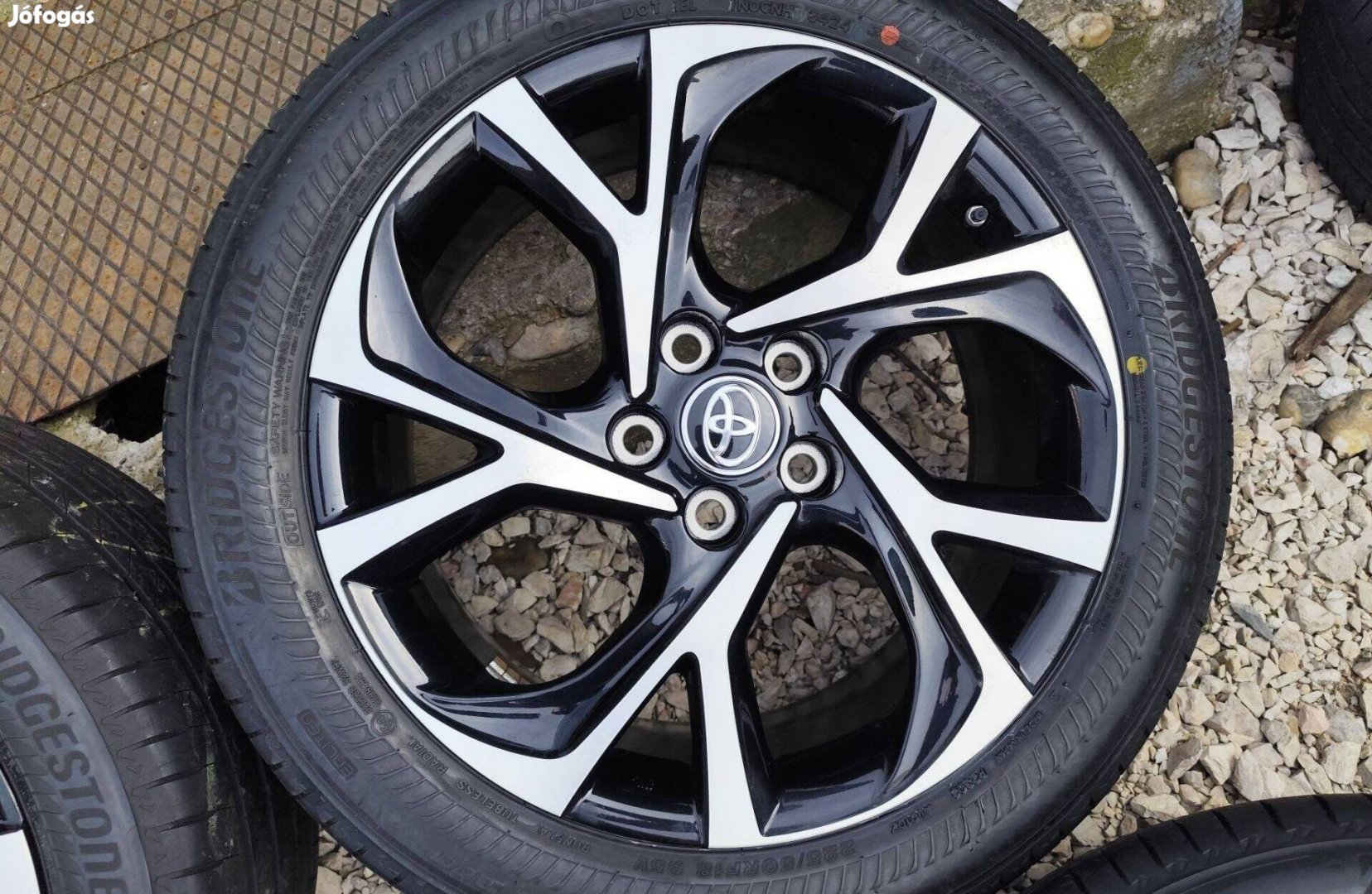 Toyota c-hr chr gyári alufelni 5x114,3 18"