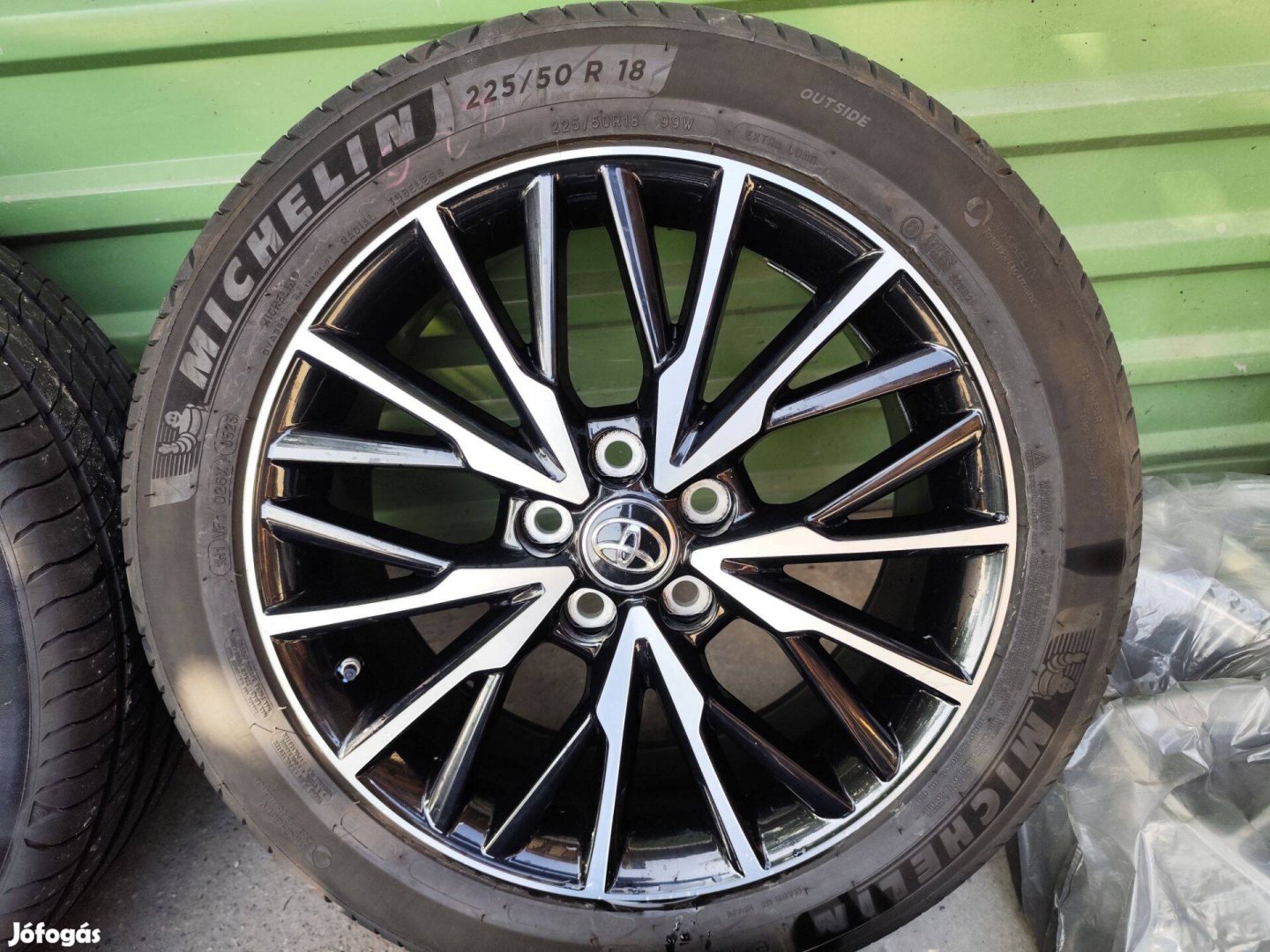 Toyota c-hr chr gyári alufelni 5x114,3 18"