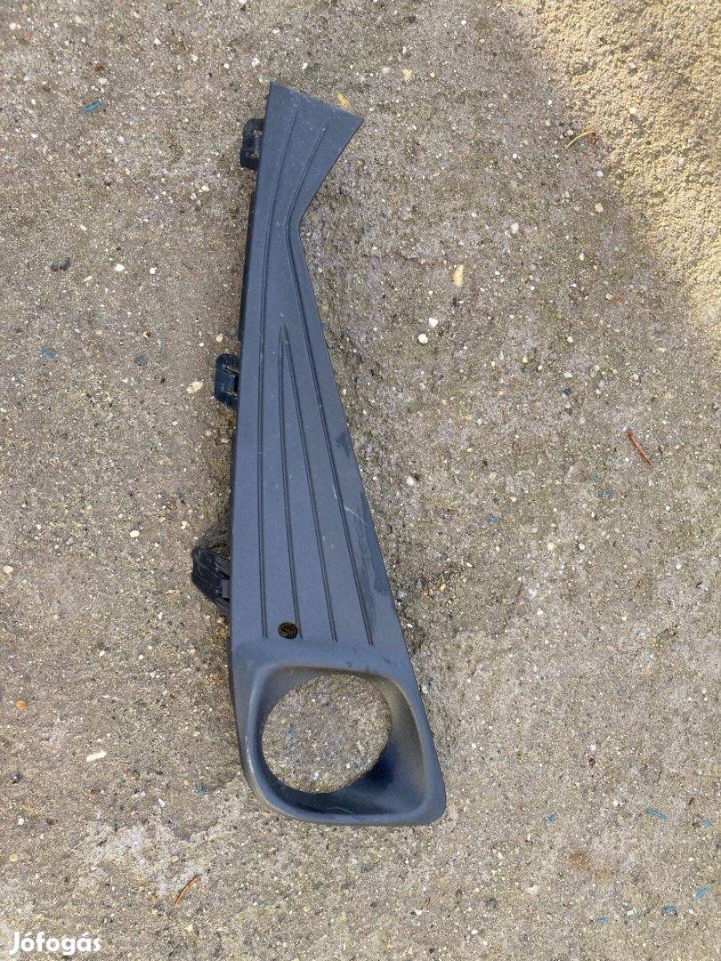 Toyota chr ködlámpa keret 52128f4180