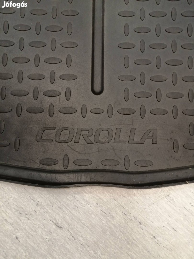 Toyota corolla combi csomagtér tálca 