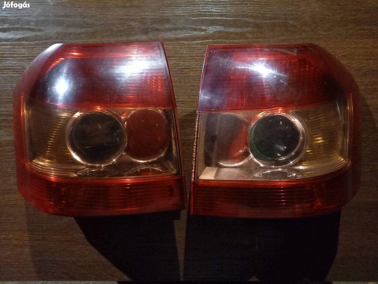 Toyota corolla e12 facelift hátsó lámpa pár