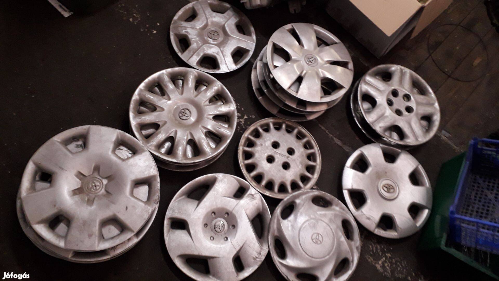 Toyota dísztárcsák 13-17 vegyesen, szettben, darabonként