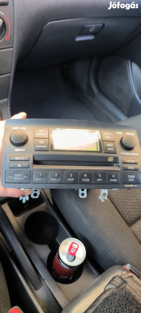 Toyota e12 radio