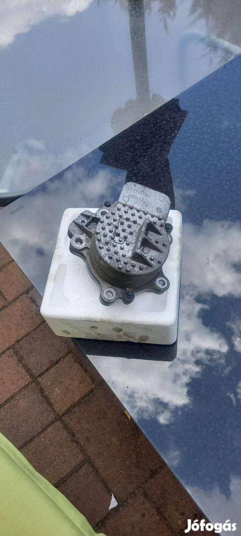 Toyota elektromos vízpumpa