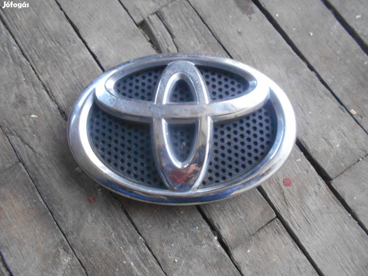 Toyota első embléma 75301-02020, 75312-02110