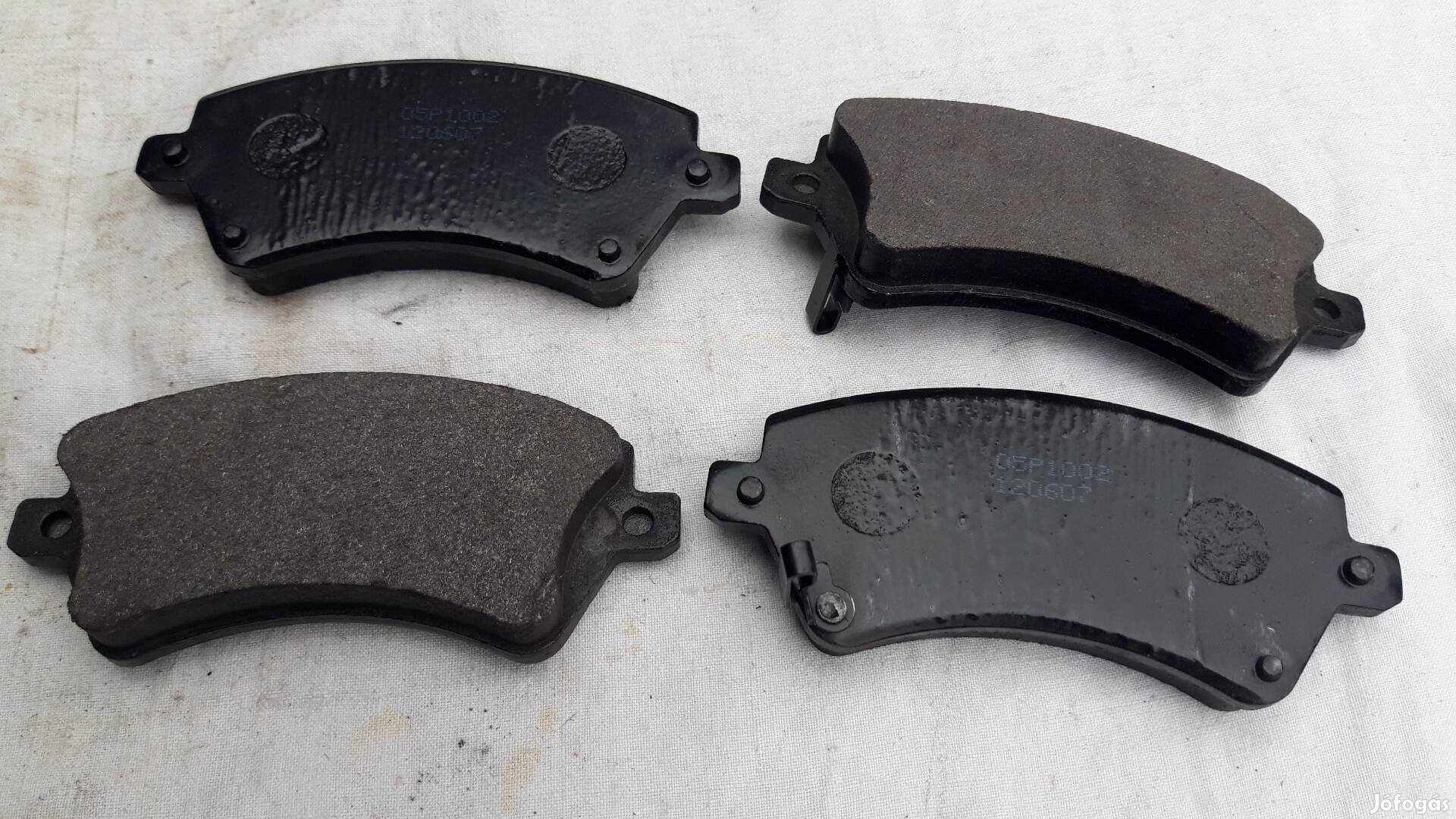 Toyota első fékbetét garn.Corolla,Avensis,Land Cruiser hez 2010ig