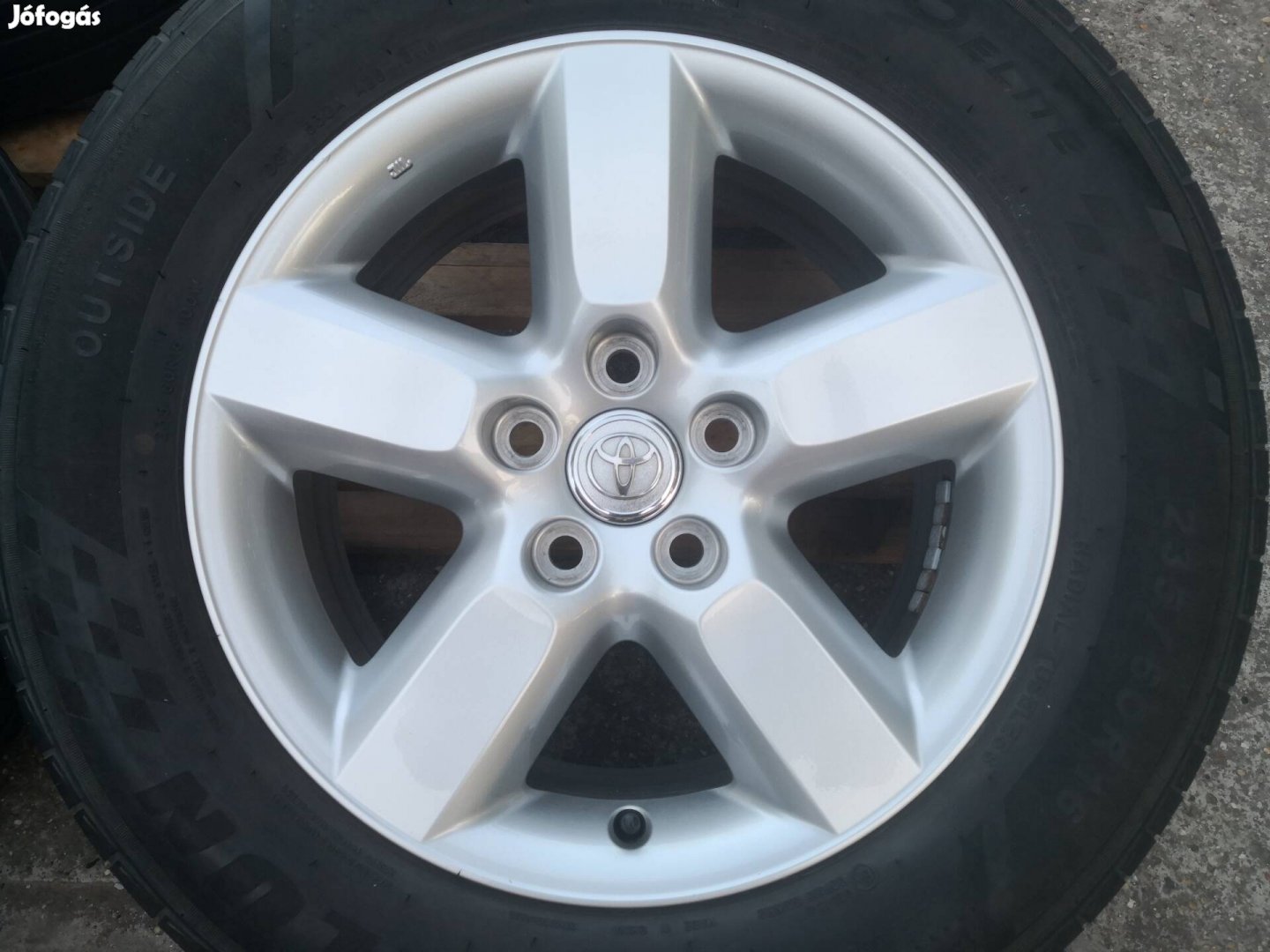 Toyota gyári 16-os alufelnik 5x114,3-as 