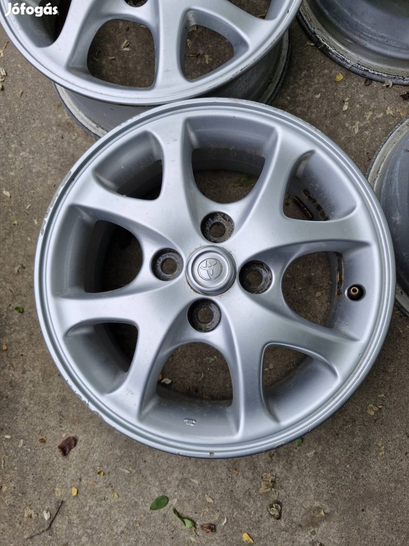 Toyota gyári 4x100 14" alufelni